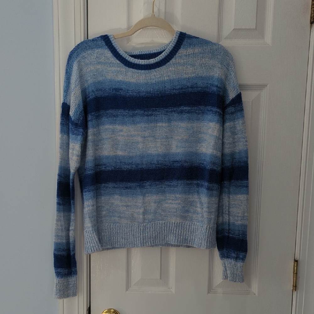 🩵💙 Lilly Pulitzer 💙🩵 Elannie Blue Grotto Ombre Sweater sz Medium GUC